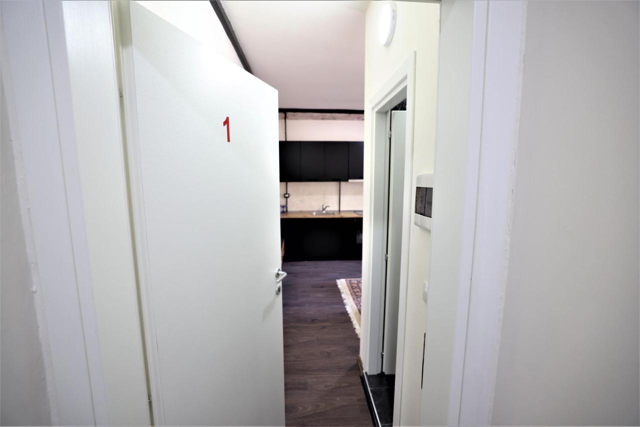 Lovely Studio In Tirana #1 Екстер'єр фото