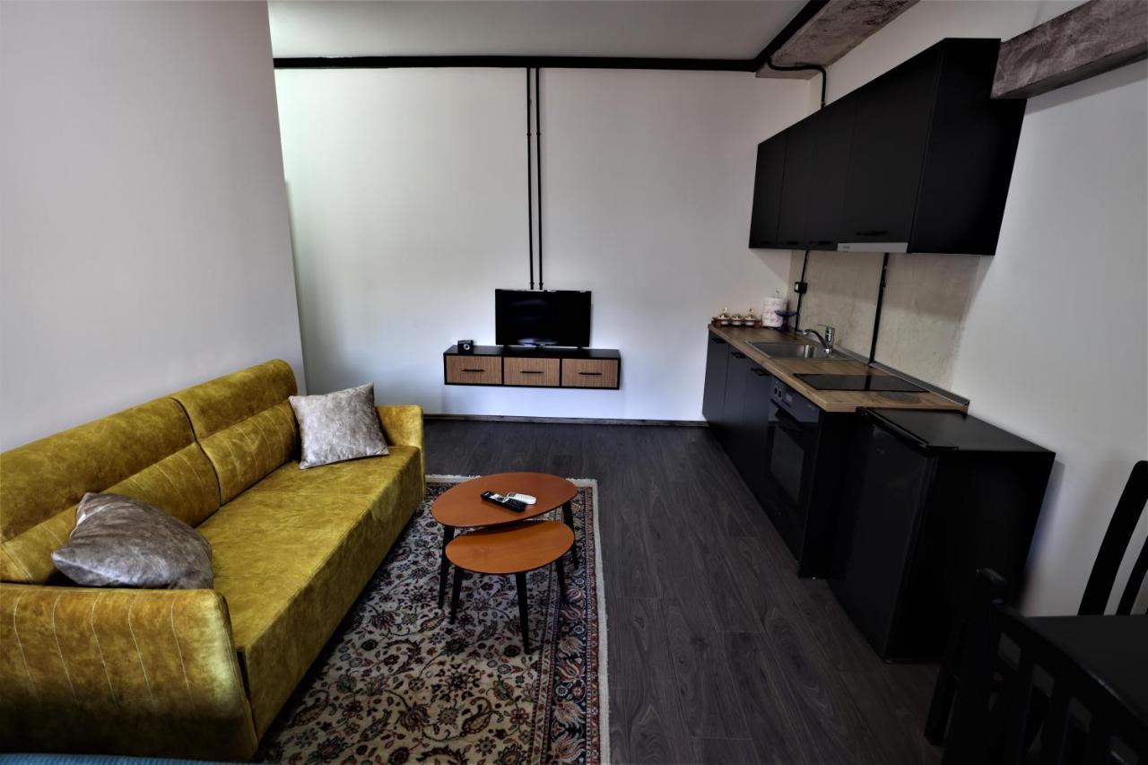 Lovely Studio In Tirana #1 Екстер'єр фото